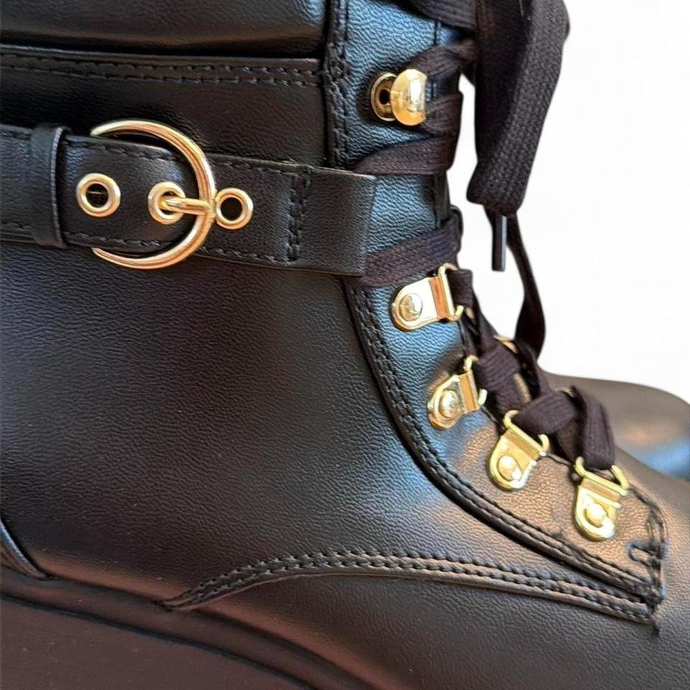 Bikercore alternative festival Indie Vanguard Goth core Wild Pair Lug Sole Boot - Picture 3 of 9